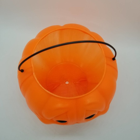 Vintage Halloween Jack o Lantern Pumpkin General Form Plastics Wrinkled Face 80s - Picture 6 of 8